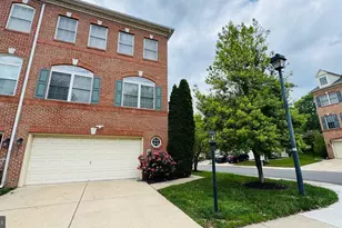 2459 Ogden Square, Gambrills, MD 21054 - Photo 2