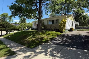 456 Henryton S, Laurel, MD 20724 - Photo 2