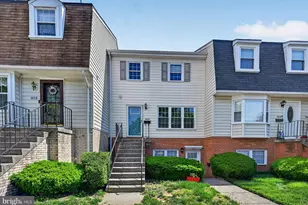 1610 E Bancroft Ln, Crofton, MD 21114 - Photo 2