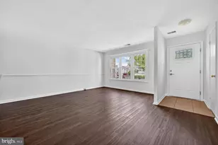 1610 E Bancroft Ln, Crofton, MD 21114 - Photo 12