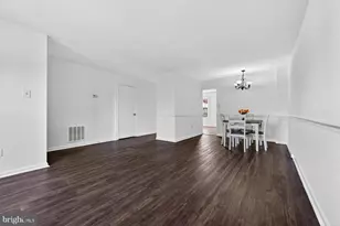 1610 E Bancroft Ln, Crofton, MD 21114 - Photo 10