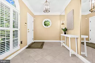 334 Colony Point Pl, Edgewater, MD 21037 - Photo 4