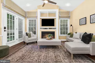 334 Colony Point Pl, Edgewater, MD 21037 - Photo 14