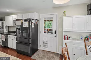 422 Porpoise Ln, Riva, MD 21140 - Photo 6