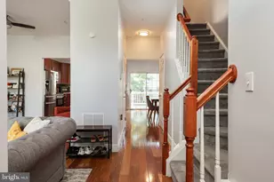 2333 Manomet Ct, Crofton, MD 21114 - Photo 4