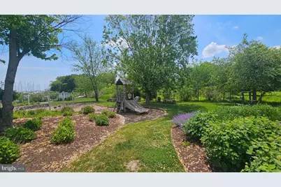 6107 Traceys Overlook Road, Tracys Landing, MD 20779 - Photo 54