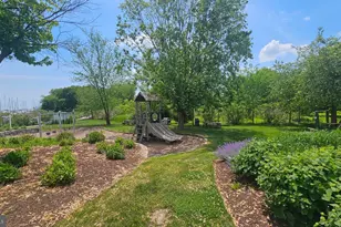 6107 Traceys Overlook Rd, Tracys Landing, MD 20779 - Photo 54