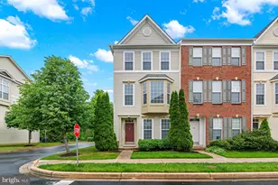 1056 Pipistrelle Ct, Odenton, MD 21113 - Photo 2