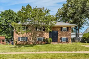 292 MacKintosh Dr, Glen Burnie, MD 21061 - Photo 2