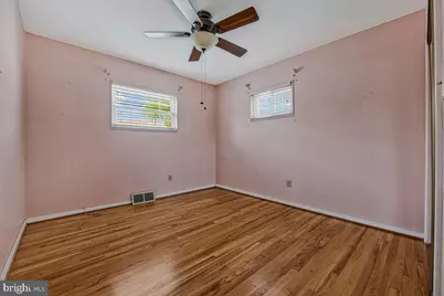 26 Kempton Road, Glen Burnie, MD 21060 - Photo 16
