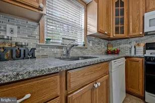 26 Kempton Rd, Glen Burnie, MD 21060 - Photo 12