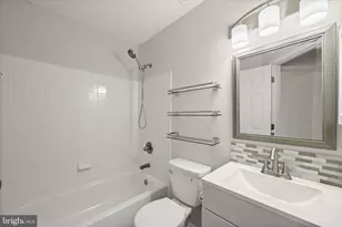 470 Renfro Ct, Glen Burnie, MD 21060 - Photo 20