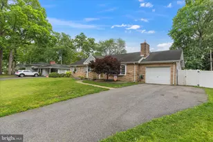 735 Cottonwood Dr, Severna Park, MD 21146 - Photo 2