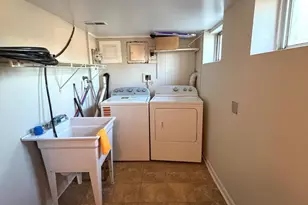 202 W Edgevale Rd, Baltimore, MD 21225 - Photo 14