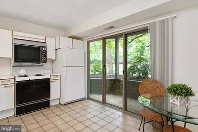 2004 Quay Village Court #T1, Annapolis, MD 21403 - Photo 16