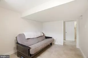 300 Townsend Ave, Brooklyn, MD 21225 - Photo 32