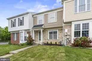 233 Kirbys Landing Ct, Odenton, MD 21113 - Photo 2