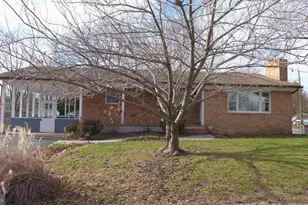 93 Great Lake Dr, Annapolis, MD 21403 - Photo 1