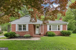 319 Gambrills Rd, Gambrills, MD 21054 - Photo 2