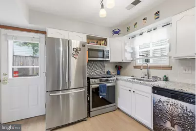 1071 Kings Road, Pasadena, MD 21122 - Photo 6