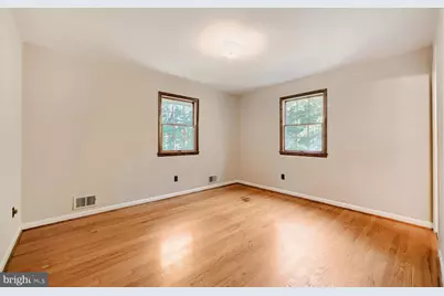304 Pine Circle, Severna Park, MD 21146 - Photo 14
