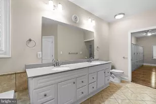 8024 Solley Rd, Glen Burnie, MD 21060 - Photo 38
