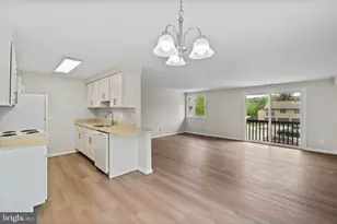 544 Glen Ct, Glen Burnie, MD 21061 - Photo 10