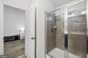 7902 Moss Brook Ct, Glen Burnie, MD 21060 - Photo 22