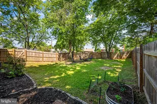 517 Fountain Dr, Linthicum Heights, MD 21090 - Photo 32