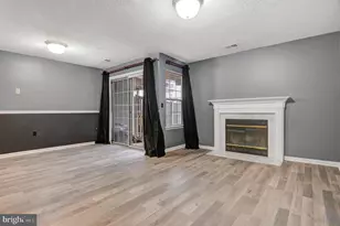 2543 Selkirk Ct, Crofton, MD 21114 - Photo 4