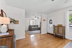 5630 Dartmouth St, Churchton, MD 20733 - Photo 8