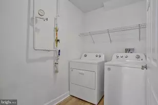 322 Hamlet Cir, Edgewater, MD 21037 - Photo 16