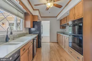 219 Coronet Dr, Linthicum Heights, MD 21090 - Photo 8