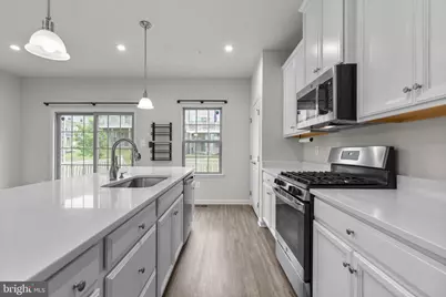 7911 N Gladden Farm Way, Hanover, MD 21076 - Photo 16