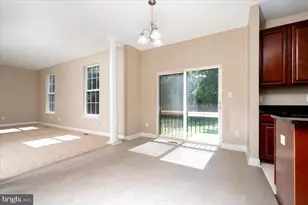 7307 Gardenia Ln, Glen Burnie, MD 21060 - Photo 10