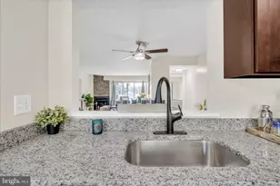 7036 Harbour Village Ct, Annapolis, MD 21403 - Photo 14