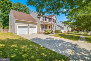 1214 Markham Ln, Pasadena, MD 21122 - Photo 2