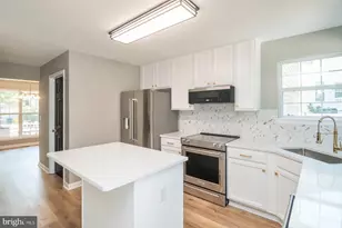 1214 Markham Ln, Pasadena, MD 21122 - Photo 4