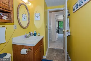 7880 Mansion House Crossing, Pasadena, MD 21122 - Photo 22