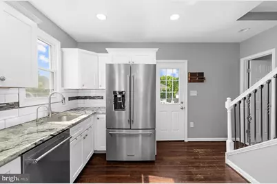 405 W Maple Road, Linthicum Heights, MD 21090 - Photo 16