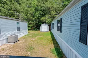 8021 Fair Breeze Dr, Severn, MD 21144 - Photo 14