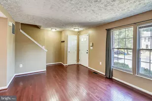 7810 Foxcove Ct, Glen Burnie, MD 21061 - Photo 2