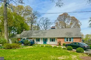 458 Fairoak Dr, Severna Park, MD 21146 - Photo 2