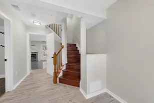 8602 Lark Pl, Laurel, MD 20724 - Photo 4
