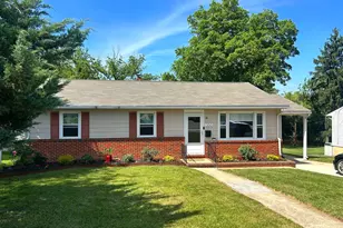 300 Church Cir, Linthicum Heights, MD 21090 - Photo 2