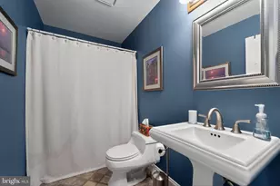 836 N Shore Dr, Glen Burnie, MD 21060 - Photo 10