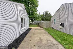 819 Dale Rd, Glen Burnie, MD 21060 - Photo 10