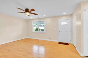 7729 Vena Ct, Pasadena, MD 21122 - Photo 6