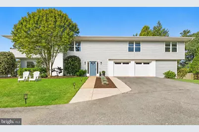 124 E Bay View Drive, Annapolis, MD 21403 - Photo 1