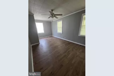 220 Poplar Avenue, Glen Burnie, MD 21061 - Photo 4